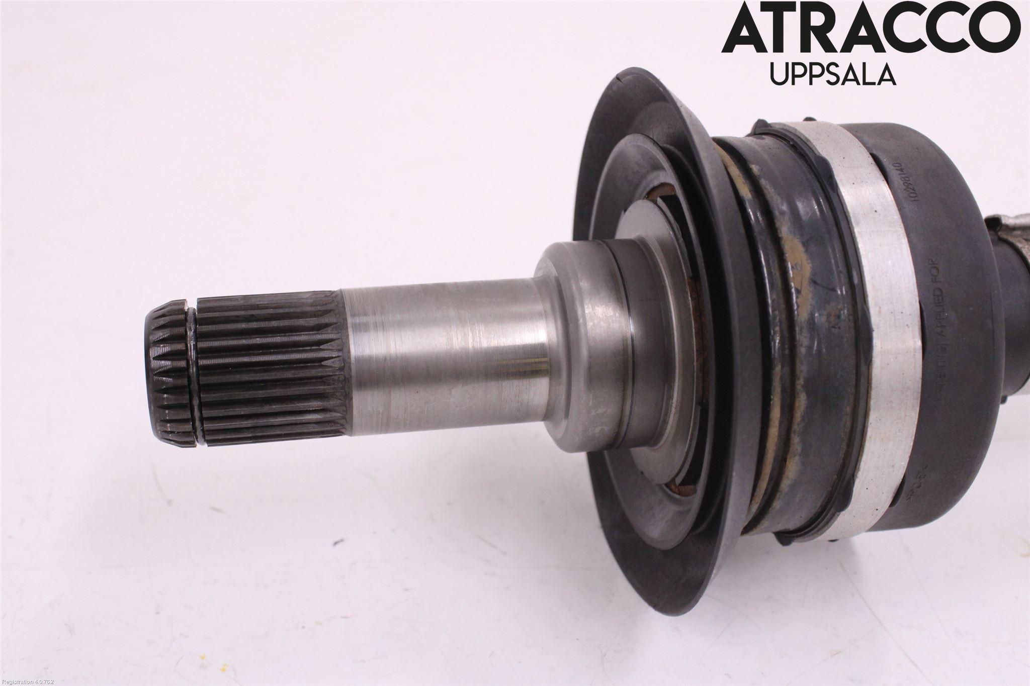 BMW 5 G30/G31/F90 17-23 Drivaxel Bak Vänster