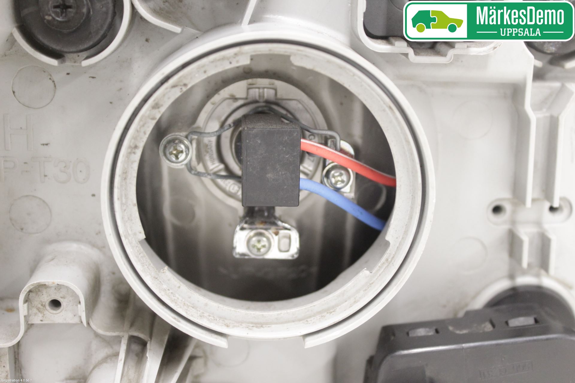 Kia CARNIVAL Strålkastare Vänster