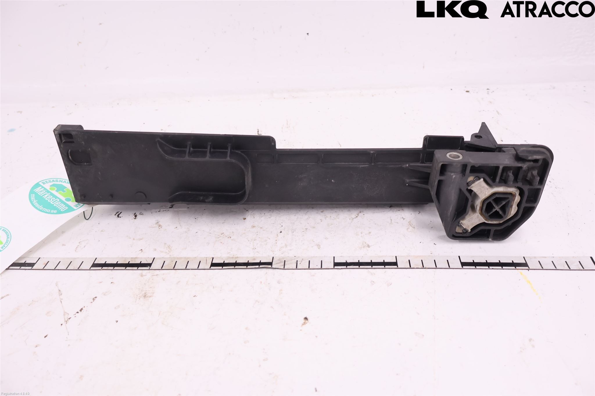 BMW i3 I01 13-22 Kylarfäste-Ram-Balk