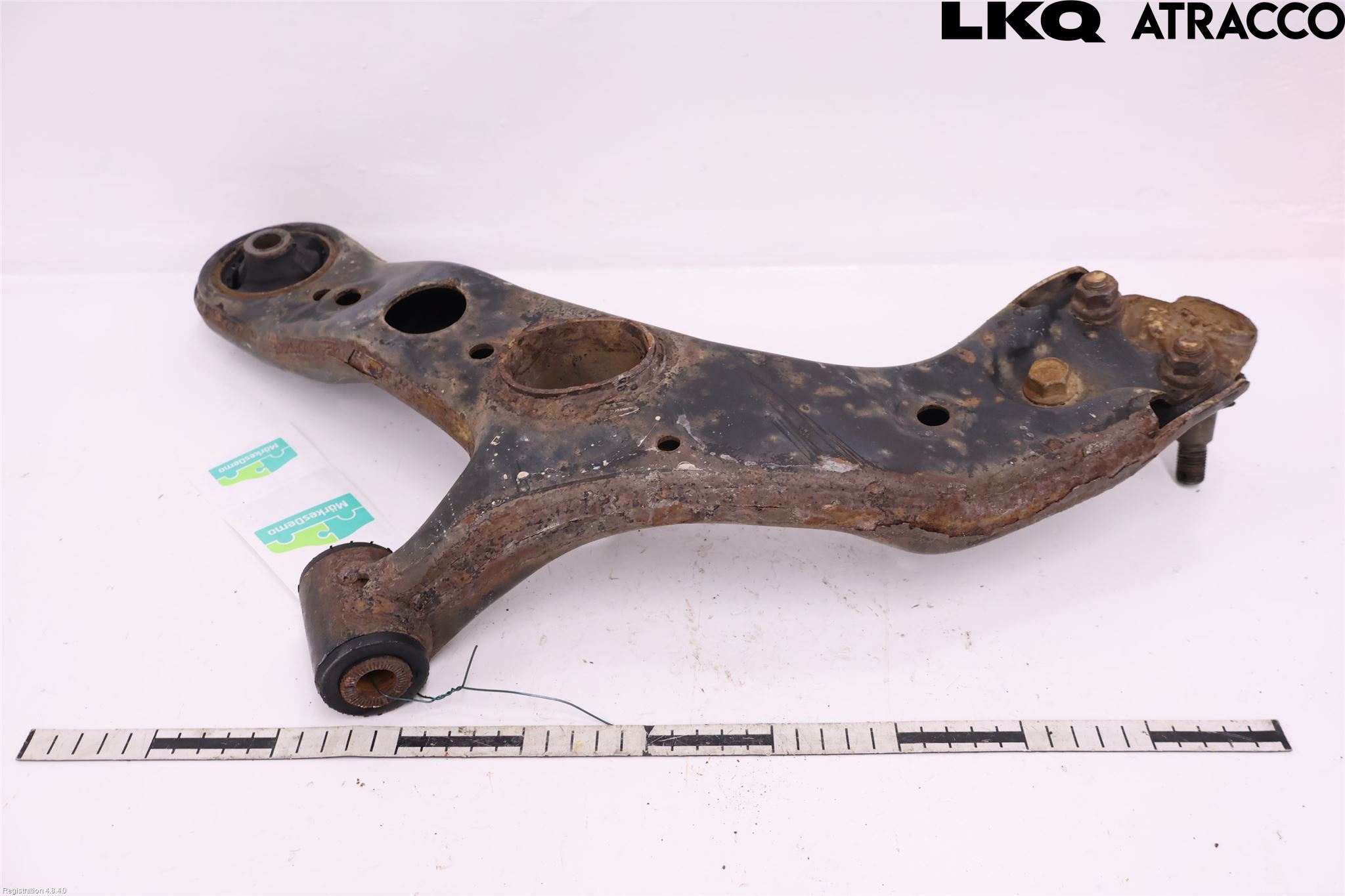Toyota RAV4 13-18 Bärarm Fram Undre Hö