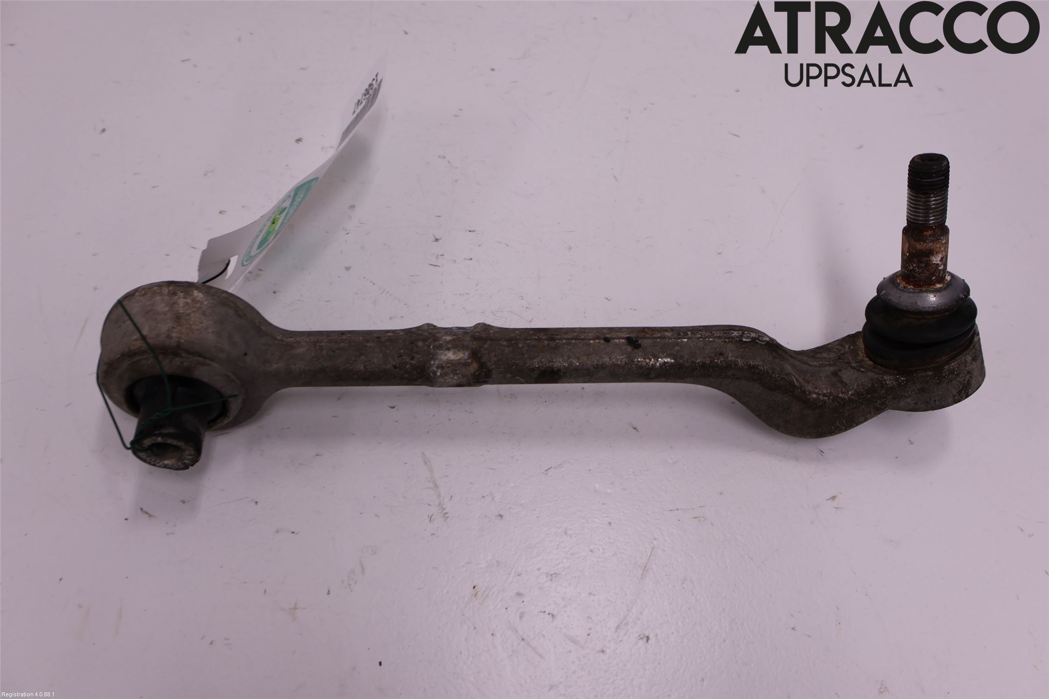 BMW 1 E87/81 5D/3D 03-11 Bärarm Fram Undre Vä