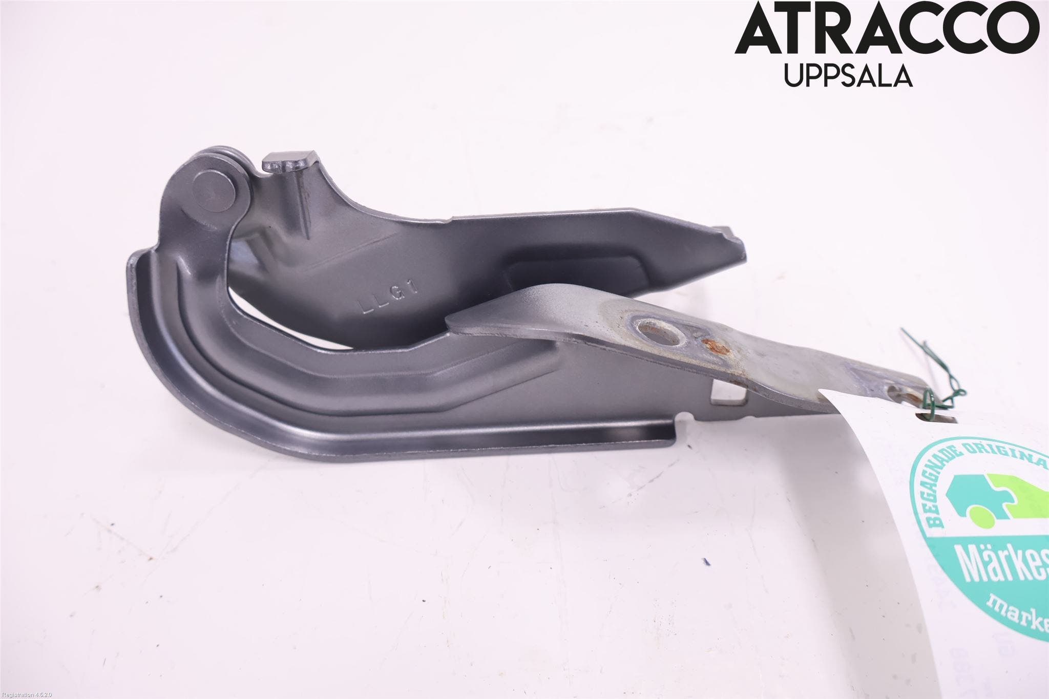 Mitsubishi OUTLANDER 13-21 Huvgångjärn