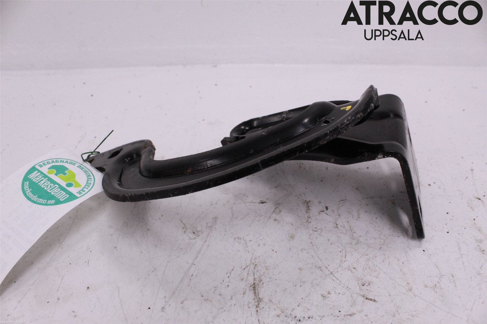 Peugeot 3008 09-16 Bakluckegångjärn Hö