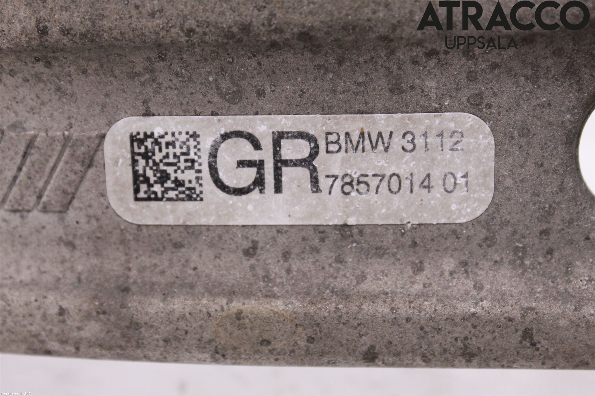 BMW 5 G30/G31/F90 17-23 Bärarm Fram Undre Hö