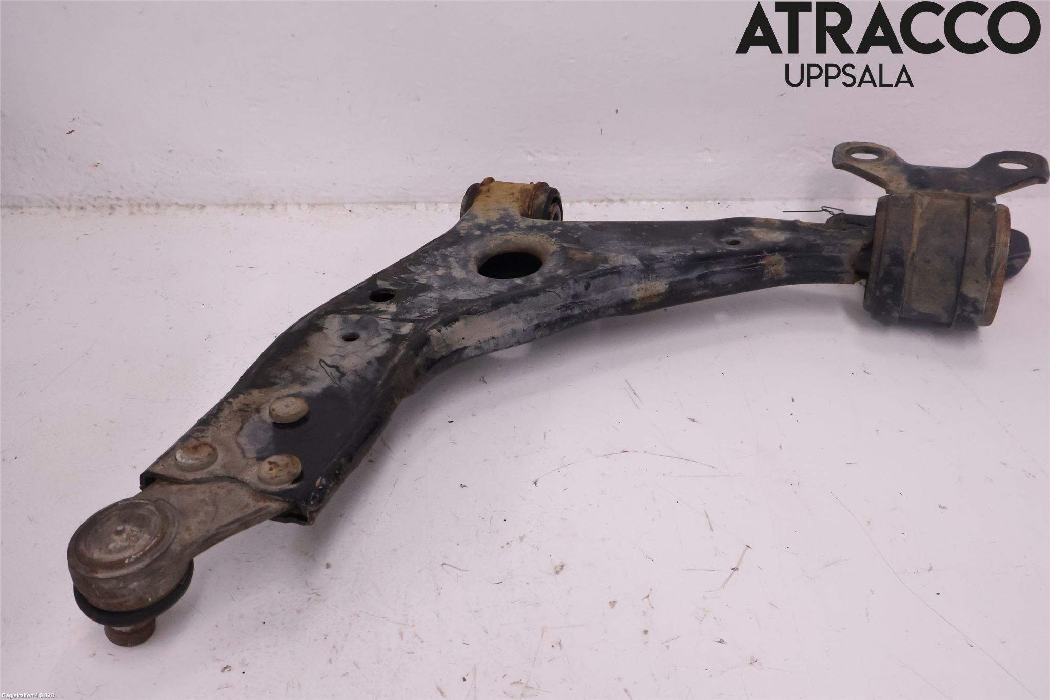 Ford KUGA 17-19 Bärarm Fram Undre Hö