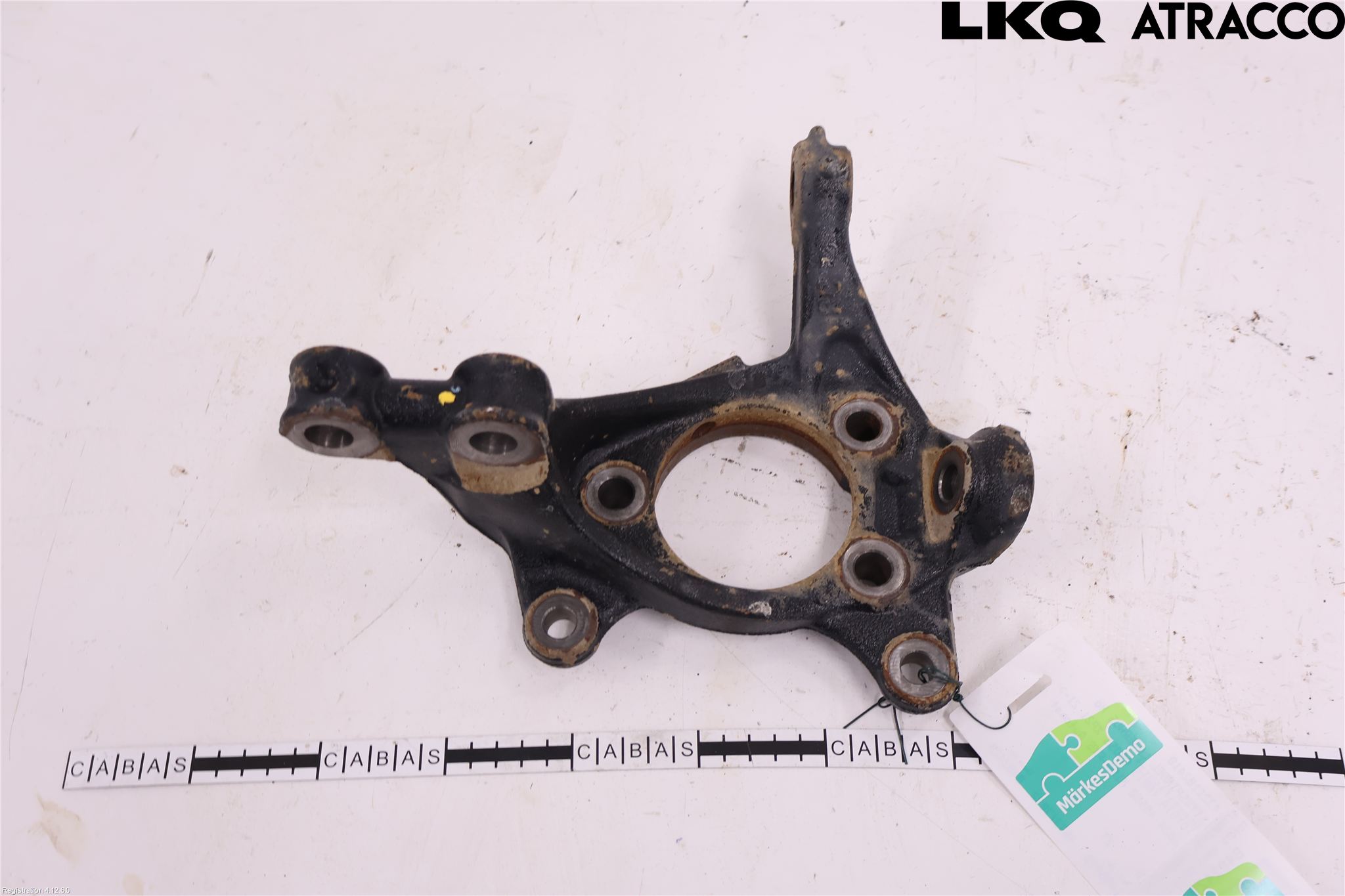 Toyota YARIS CROSS XP21 21- Styrspindel Lagerhus Hö