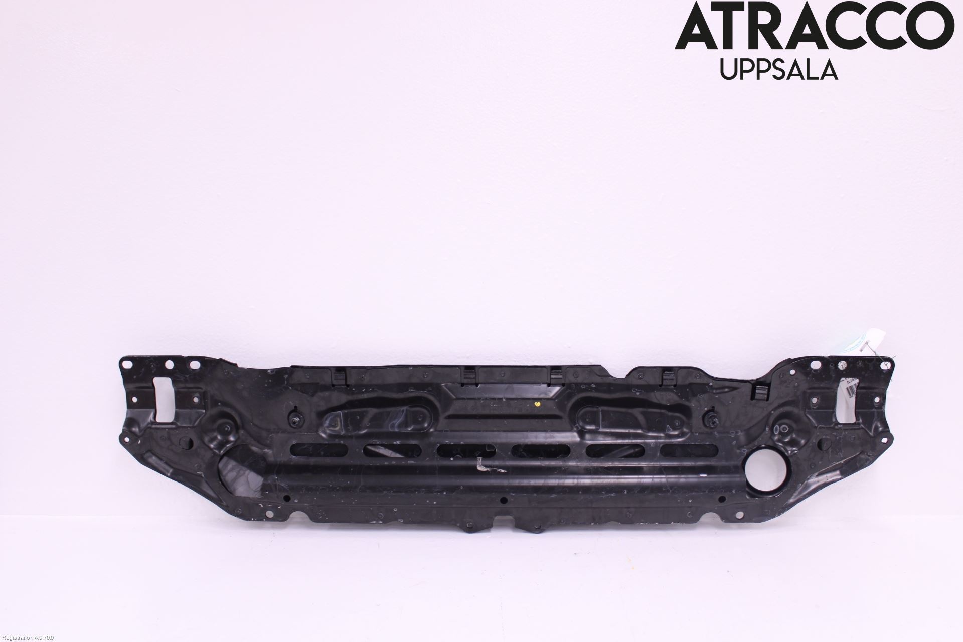 BMW 5 E60/61 Sed/Tou 02-10 Front Huvlåsplåt-Balk