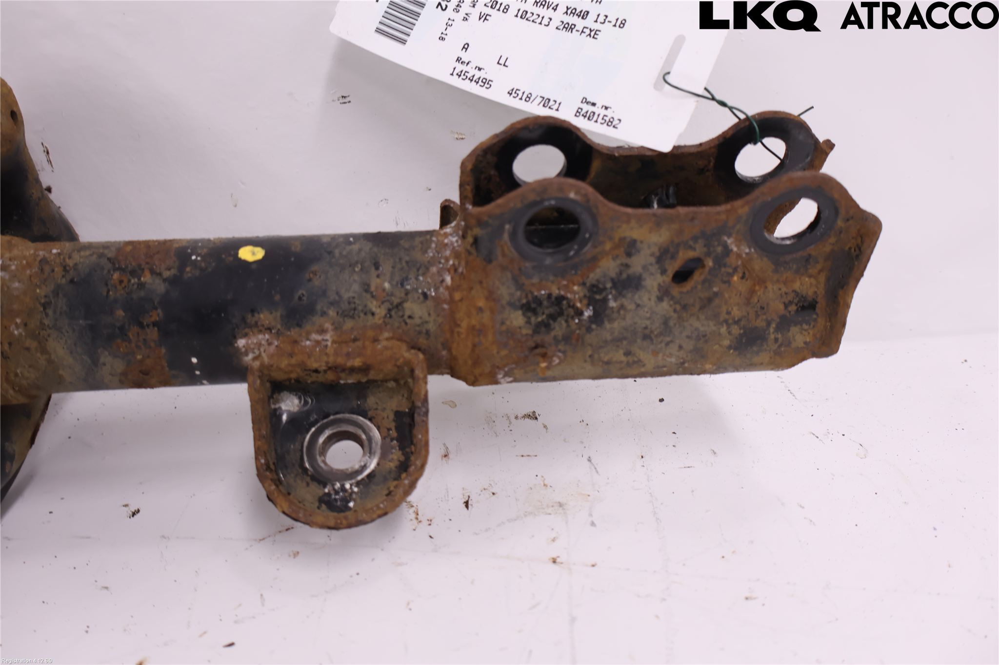 Toyota RAV4 13-18 Fjäderben Fram Vänster