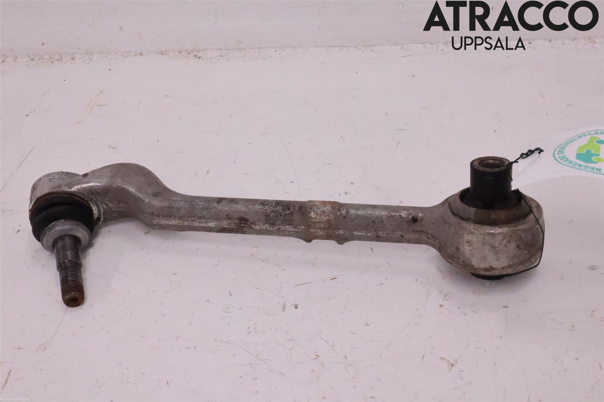 BMW 1 E87/81 5D/3D 03-11 Bärarm Fram Undre Vä