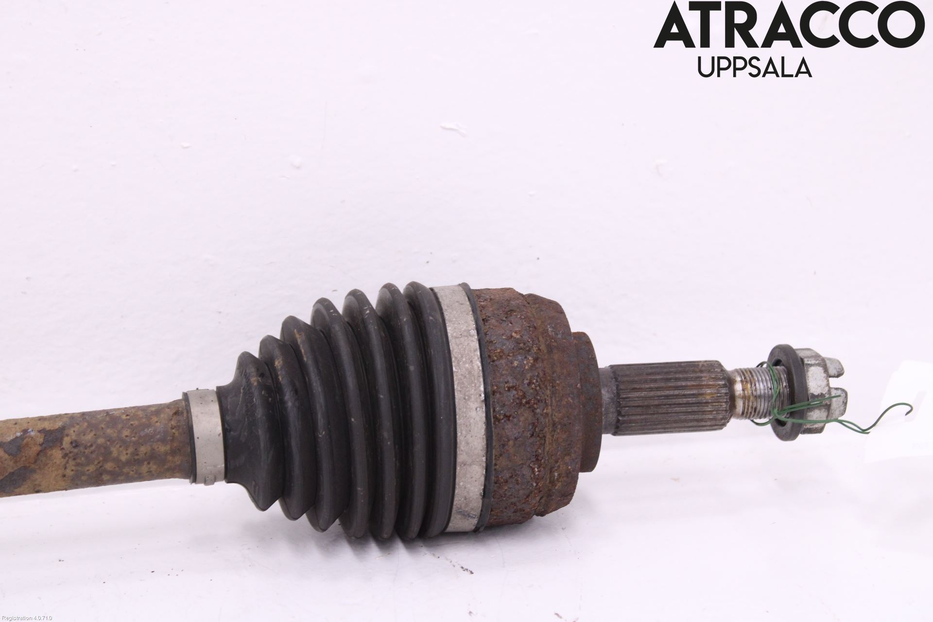 Dacia DUSTER 10-17 Drivaxel Fram Höger