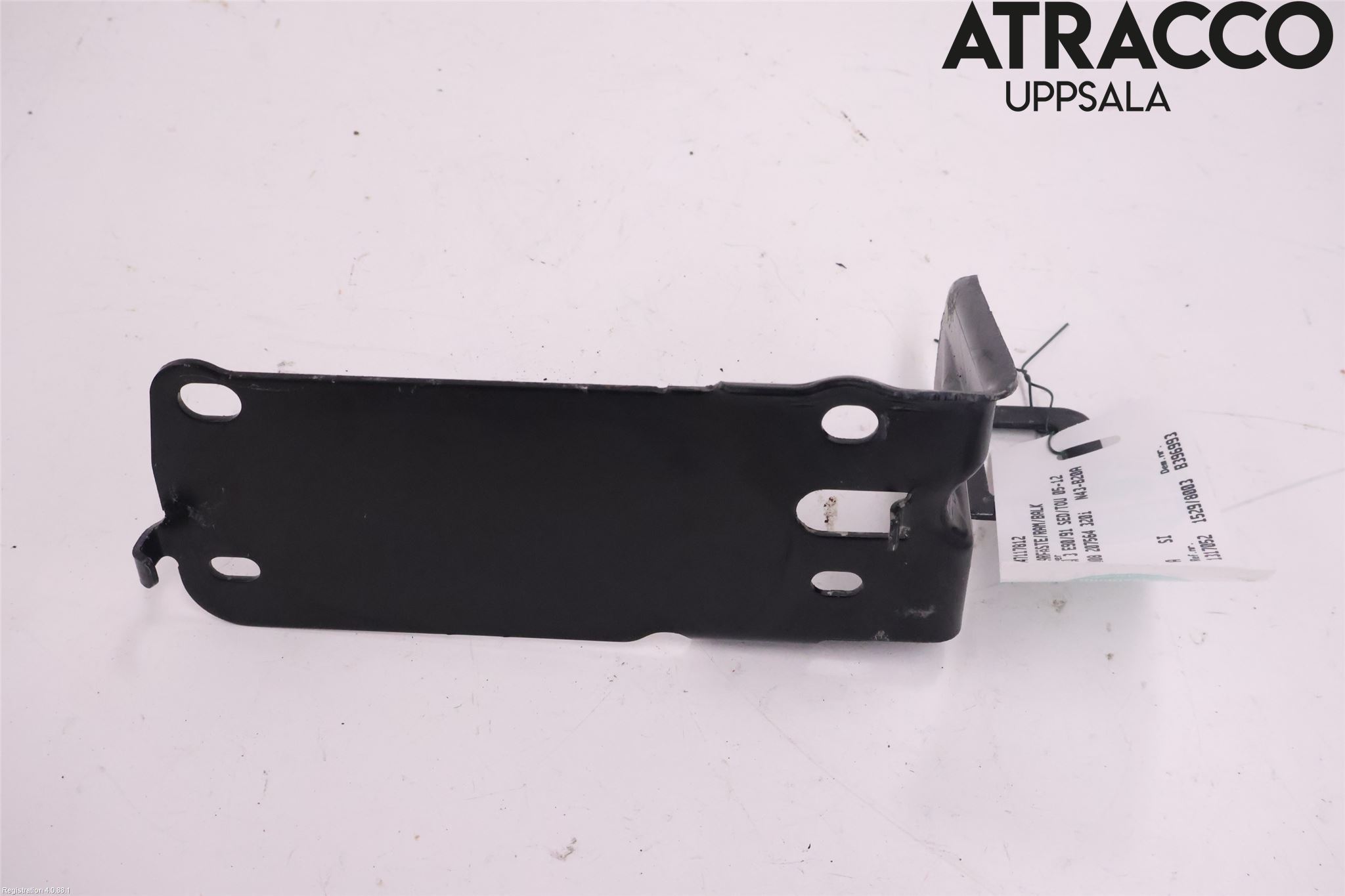 BMW 3 E90/91 SED/TOU 05-12 Kylarfäste-Ram-Balk