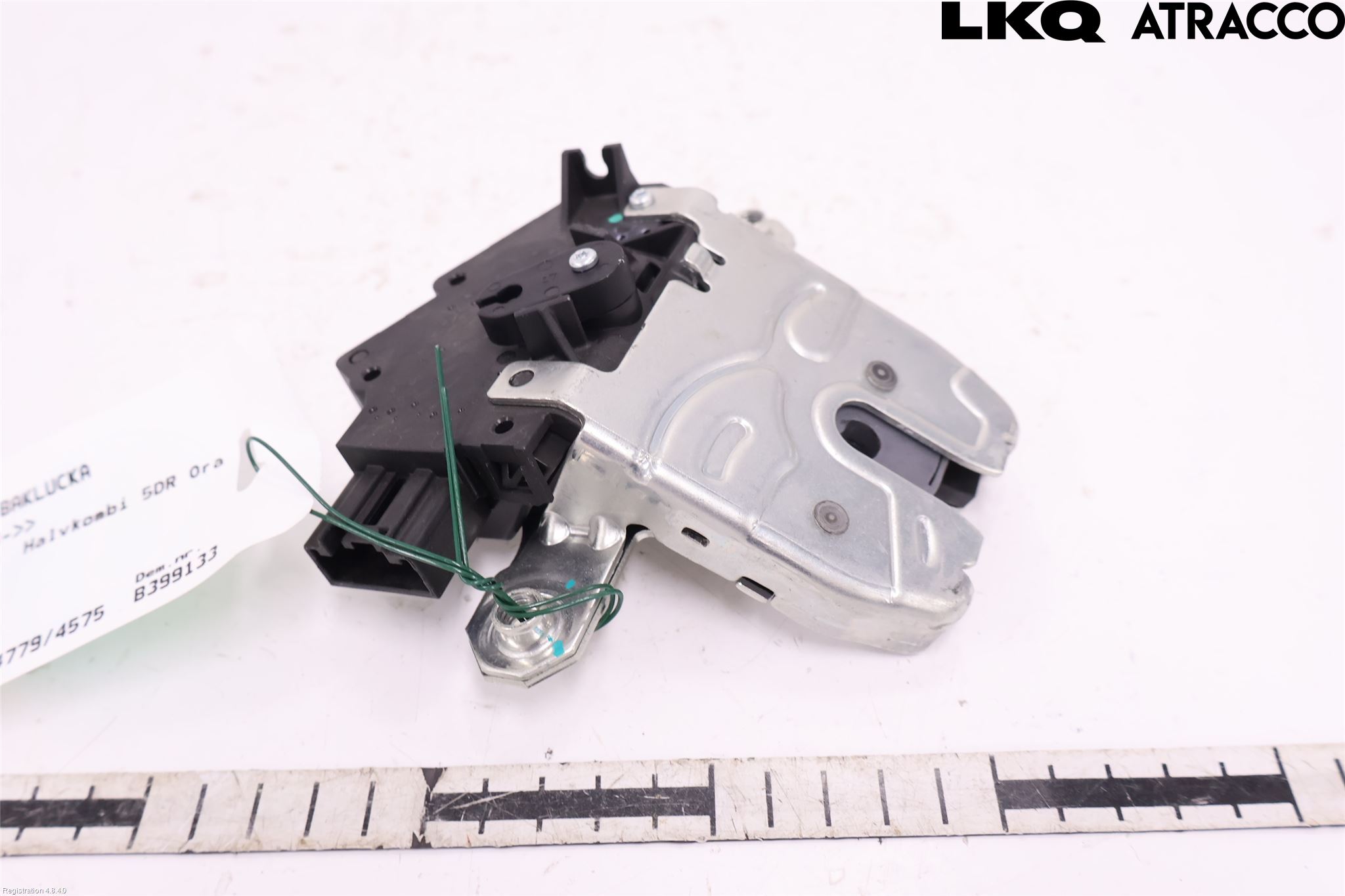 MG 4 23- Låskista Baklucka