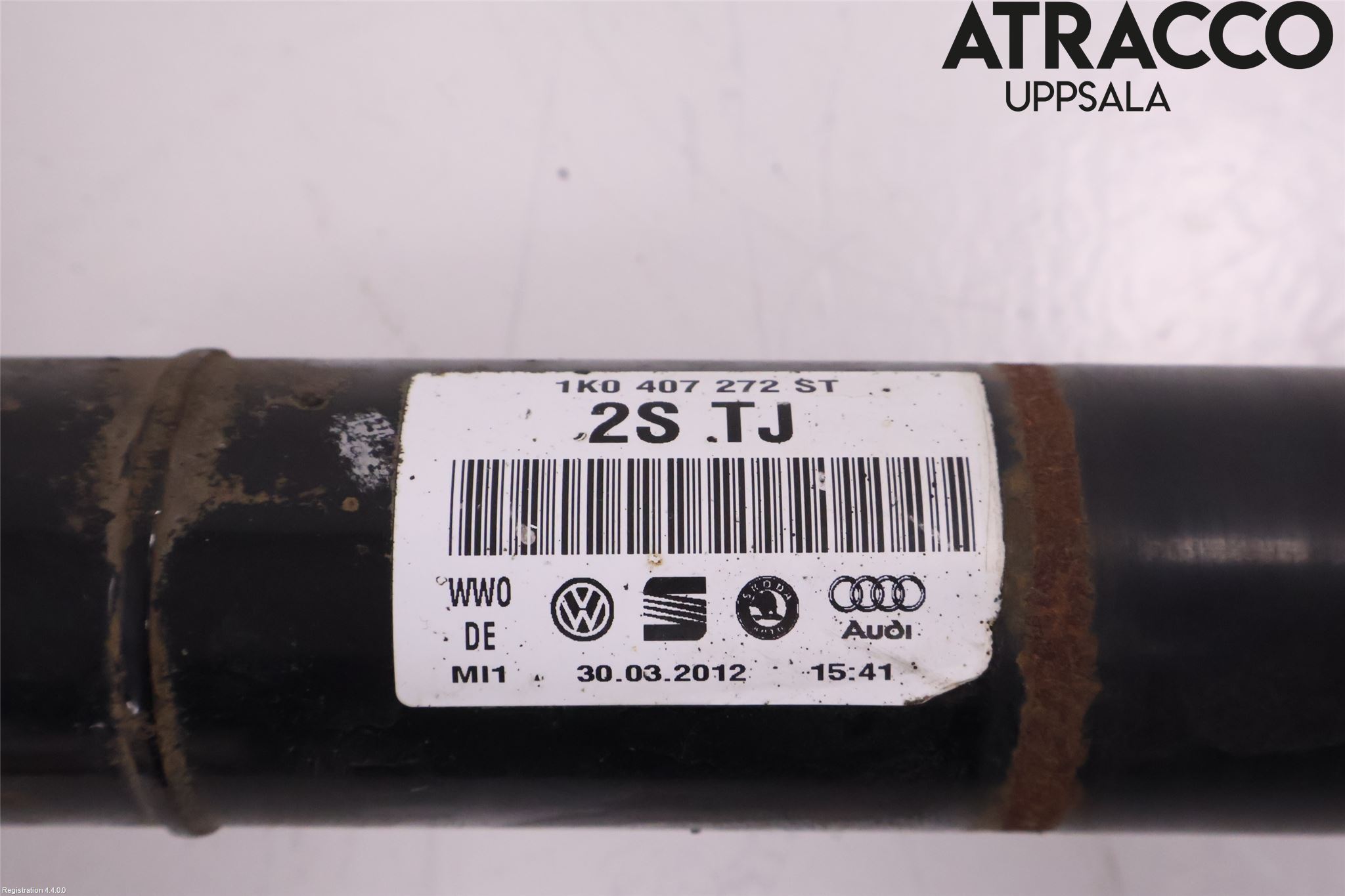 Volkswagen VW TOURAN 10-15 Drivaxel Fram Höger