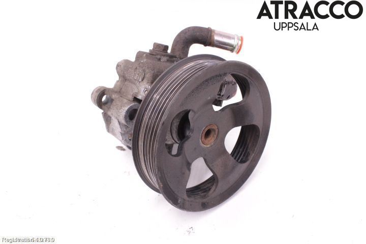 Toyota AVENSIS 03-06 Styrservopump