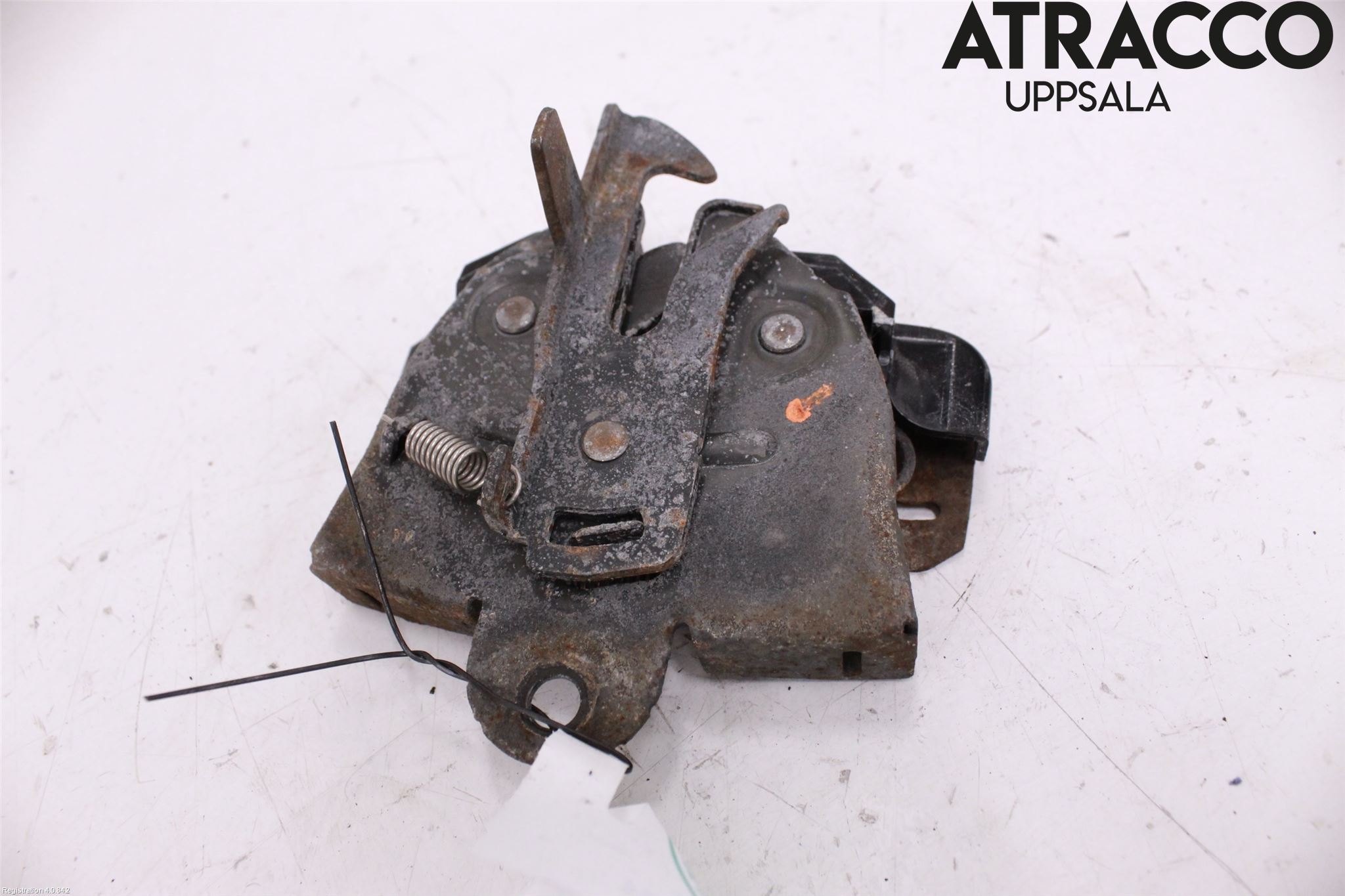 Volvo V70 08-13 Huvlås