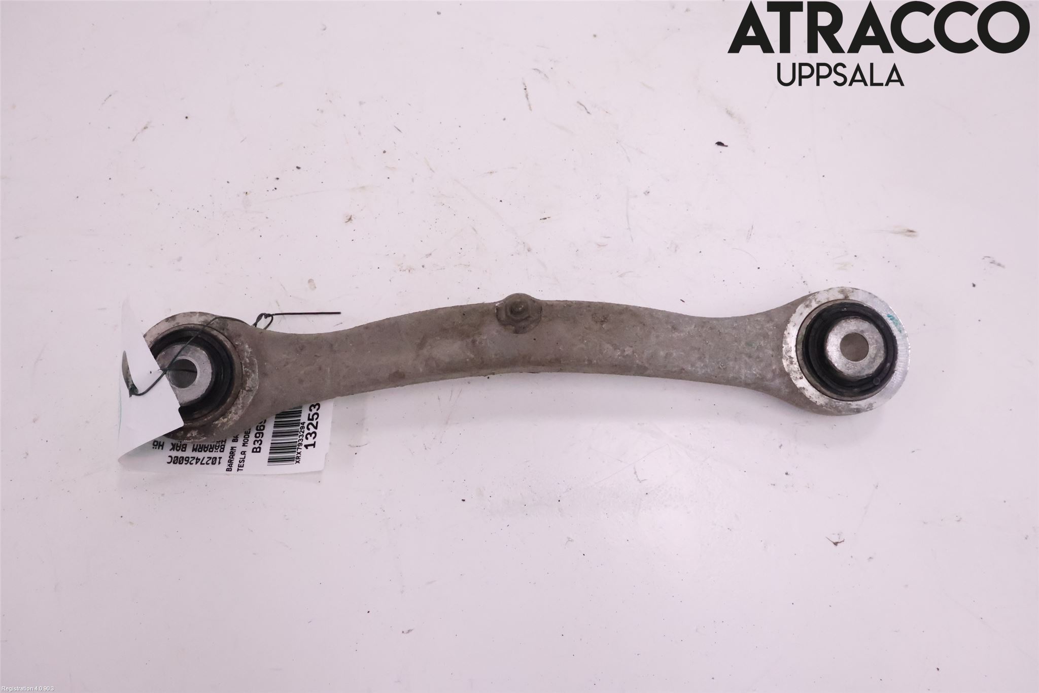 Tesla MODEL S 13- Bärarm Bak Höger