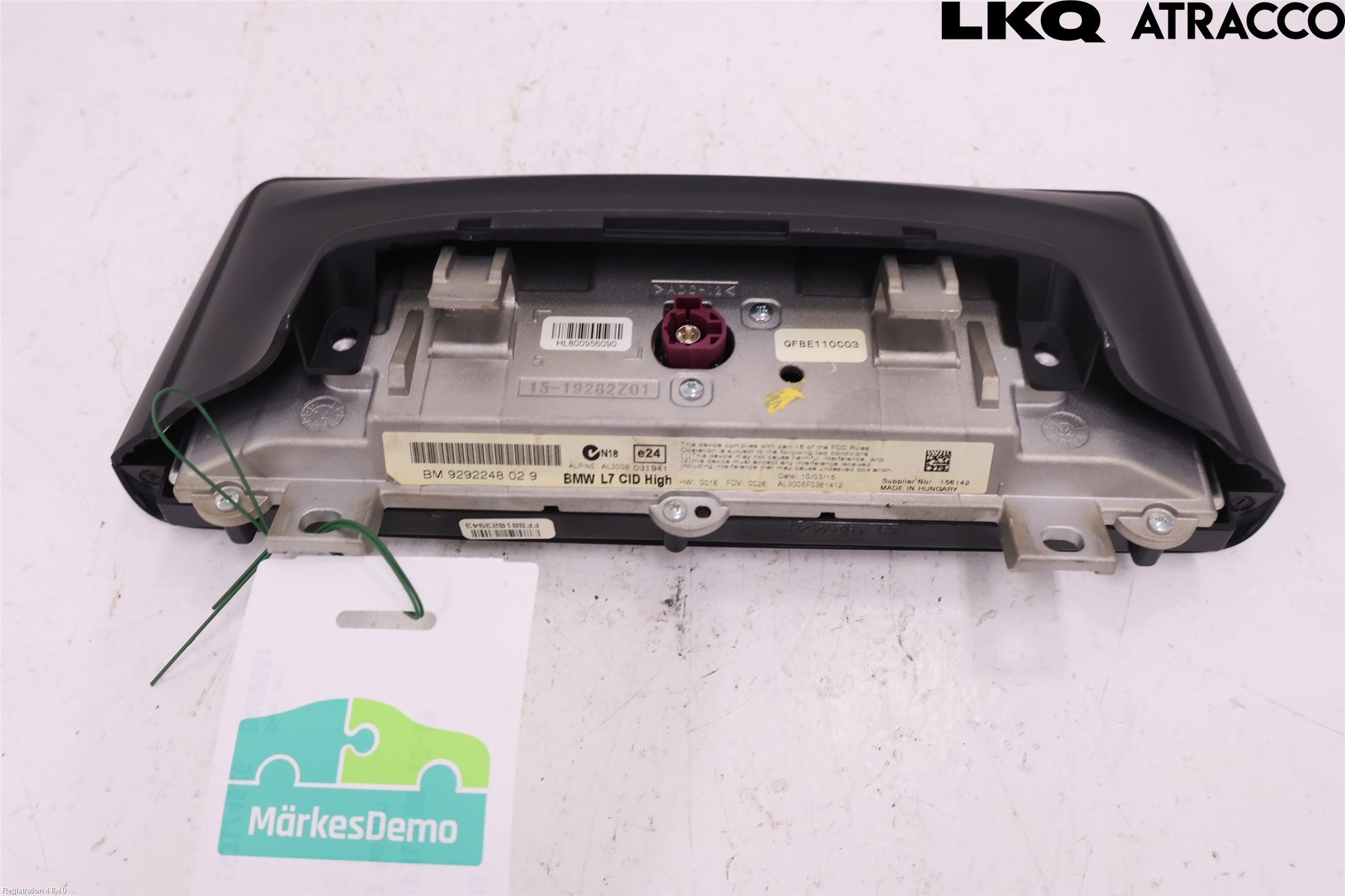 BMW 3 F30/F31/F80 12-19 Bildskärm