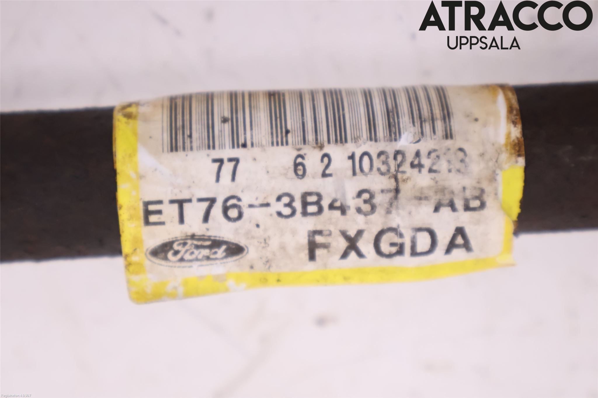 Ford TRANSIT/TOURNEO COURIER 13-23 Drivaxel Fram Vänster