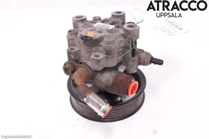 Toyota AVENSIS 03-06 Styrservopump