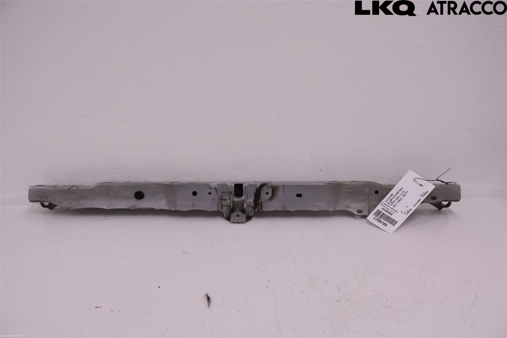 Toyota RAV4 13-18 Kylarfäste-Ram-Balk