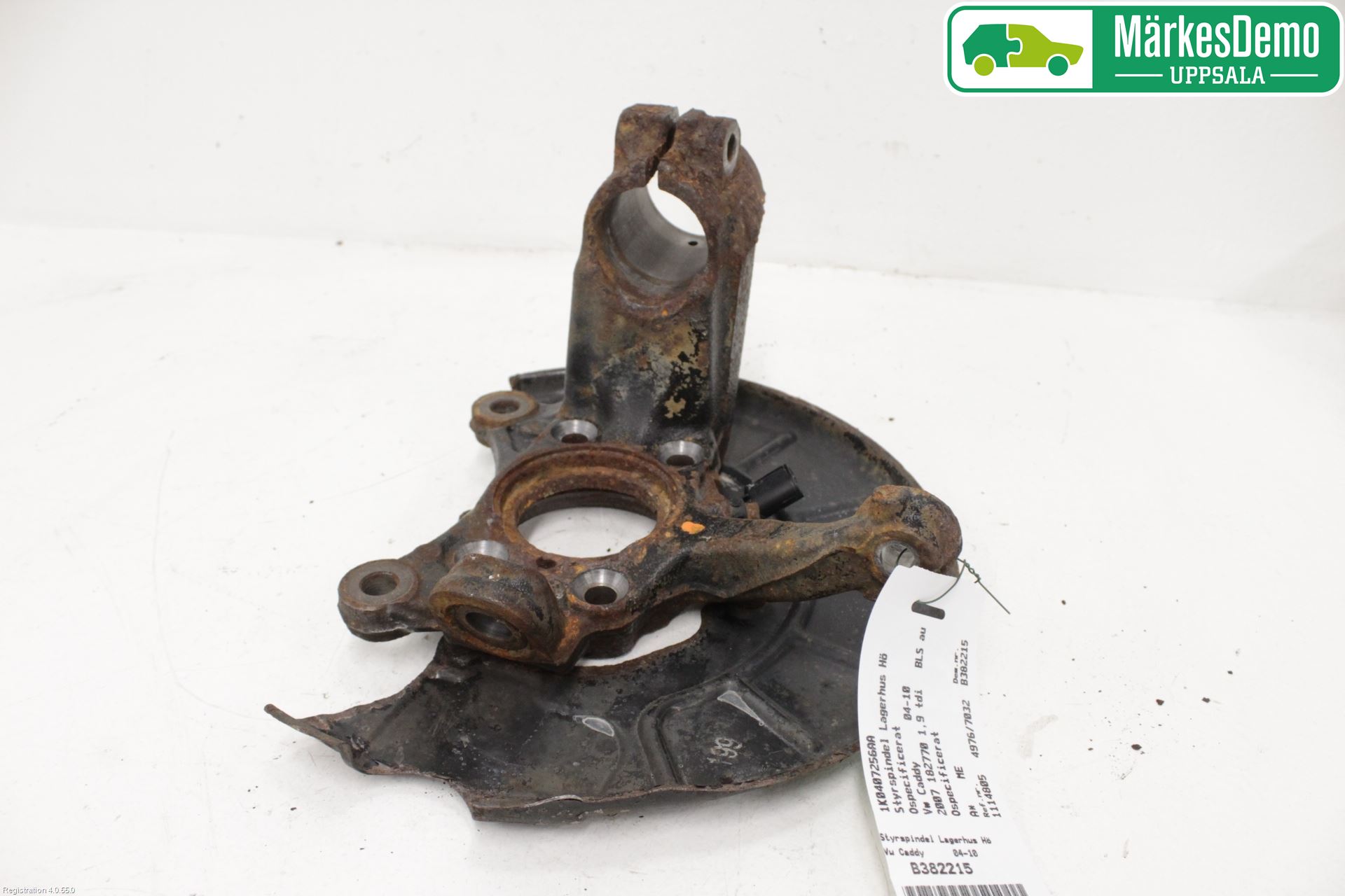 Volkswagen VW CADDY      04-10 Styrspindel Lagerhus Hö