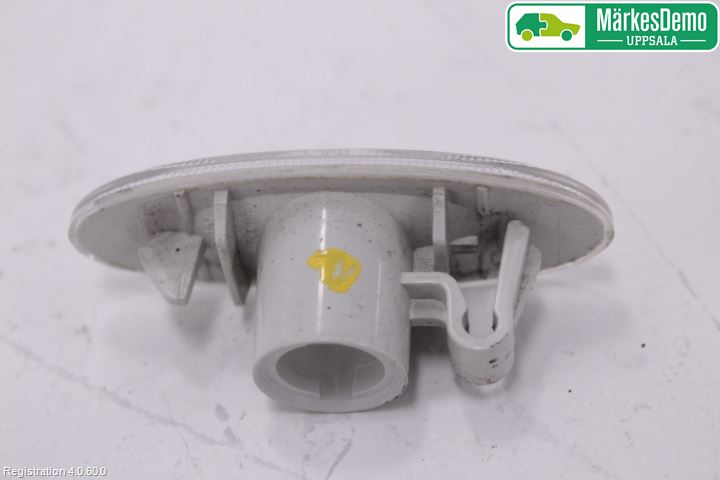 Nissan MICRA 11-16 Blinkers Sidoblinkers Vä