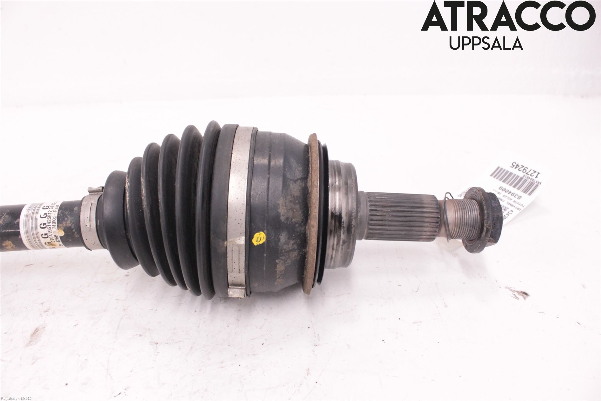 Toyota HILUX 16- Drivaxel Fram Höger