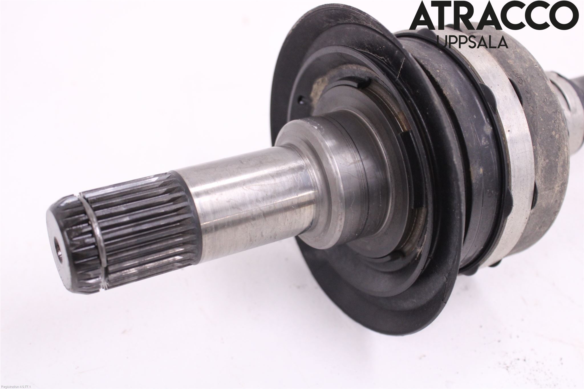 BMW 5 G30/G31/F90 17-23 Drivaxel Bak Höger