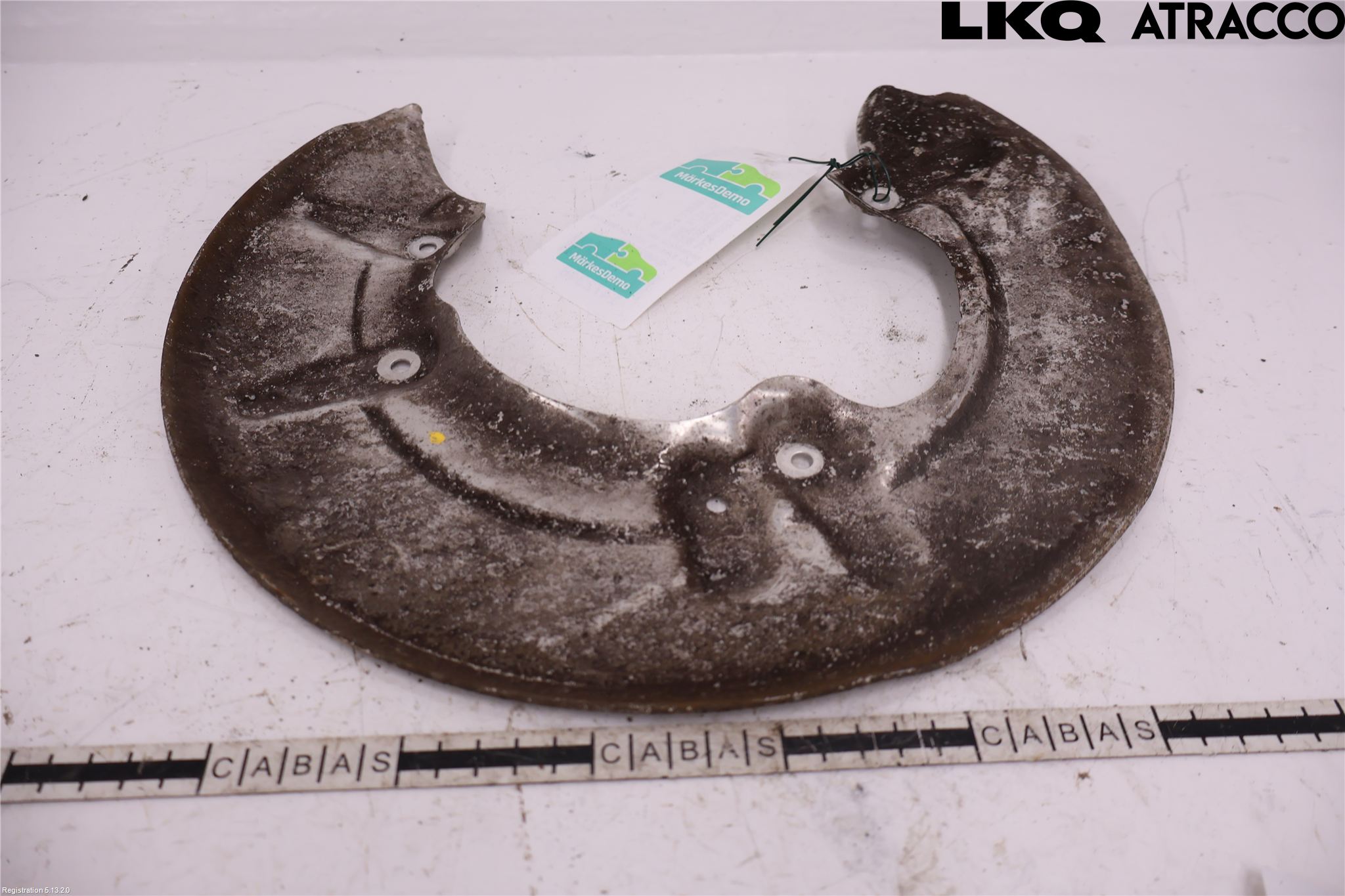 BMW 5/i5 G60/G61 24- Bromssköld Bak