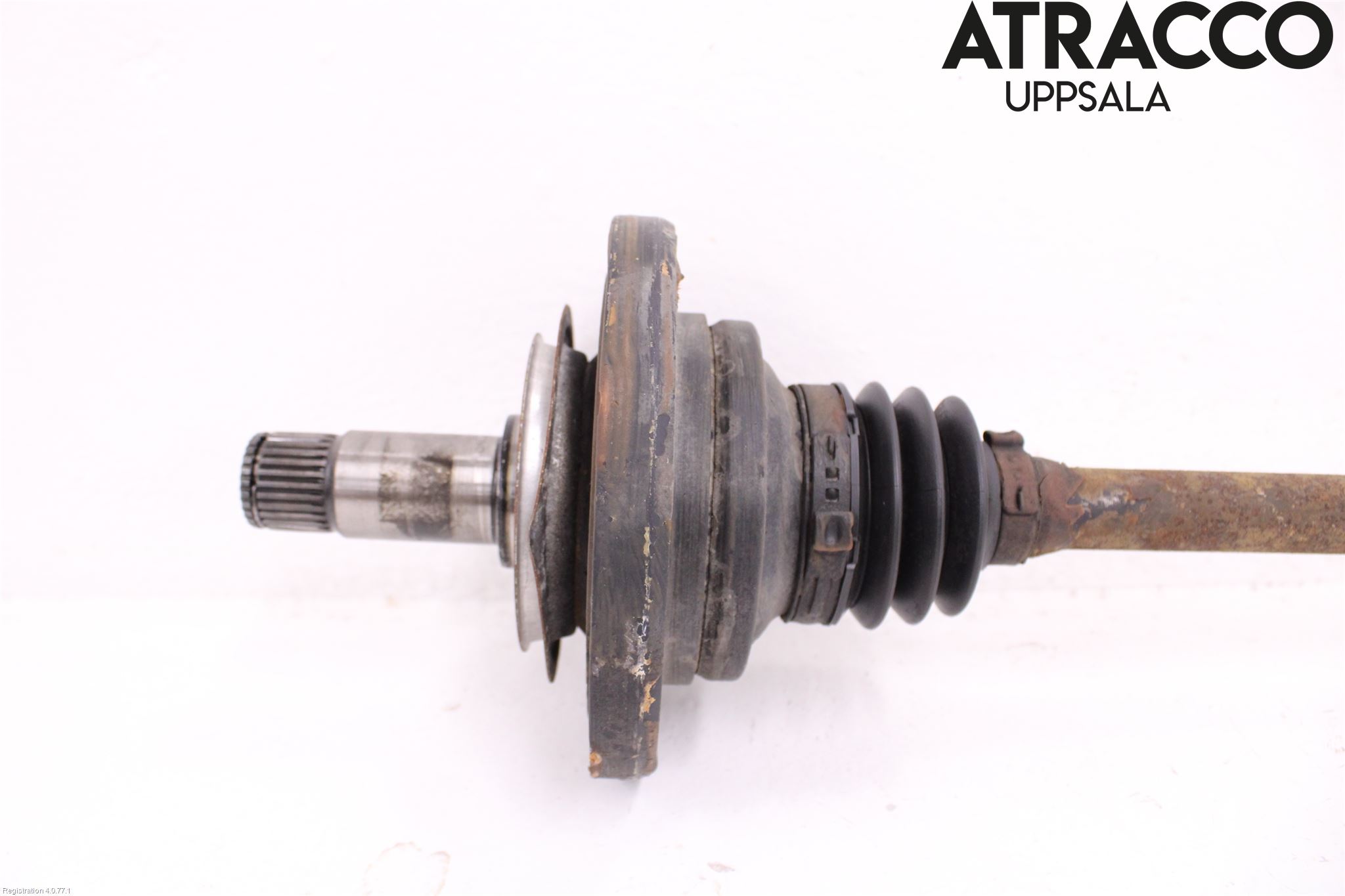 Mercedes-Benz MB CLS (C219) 03-11 Drivaxel Bak Höger