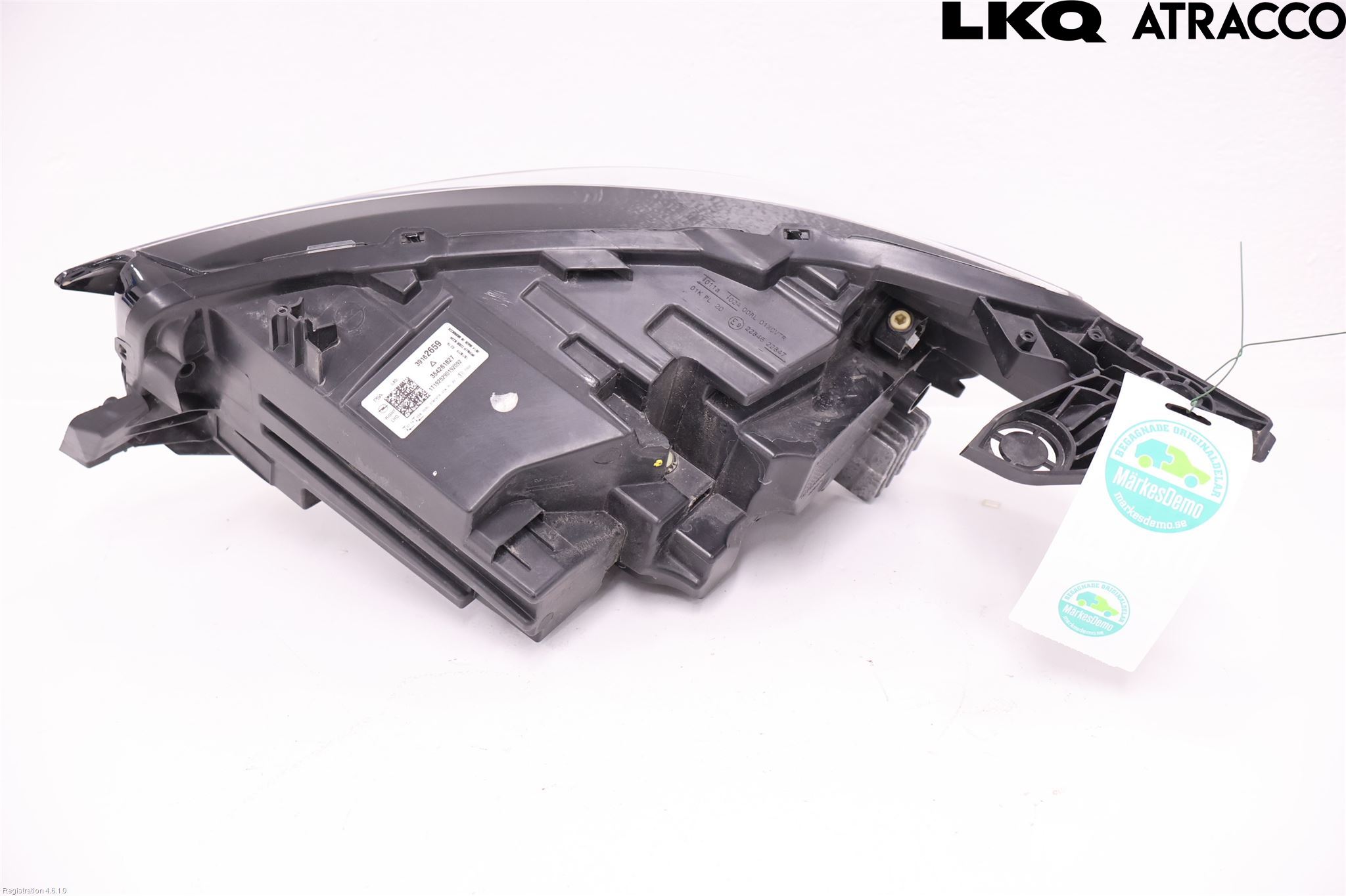 Opel CORSA F, CORSA-E 20- Strålkastare Höger