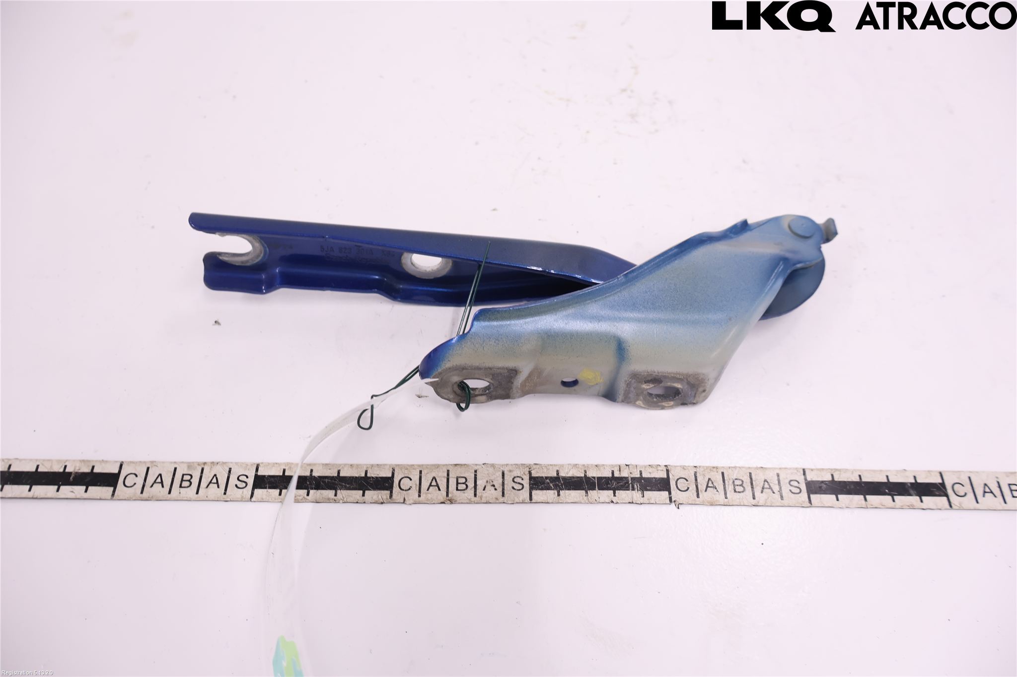Skoda RAPID Huvgångjärn
