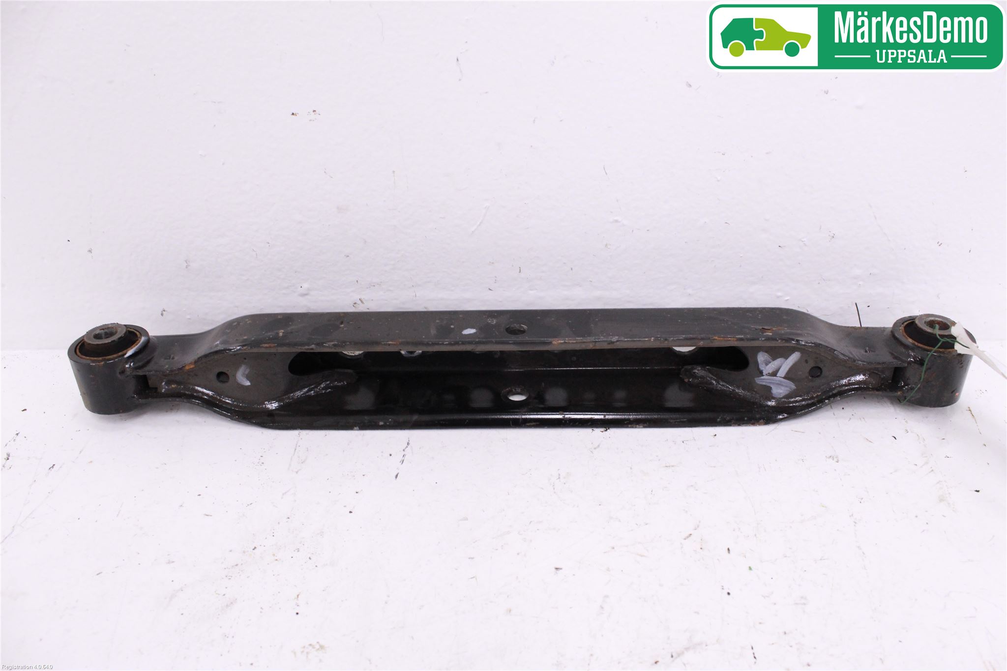 Nissan QASHQAI+2  10-14 Bärarm Bak Höger