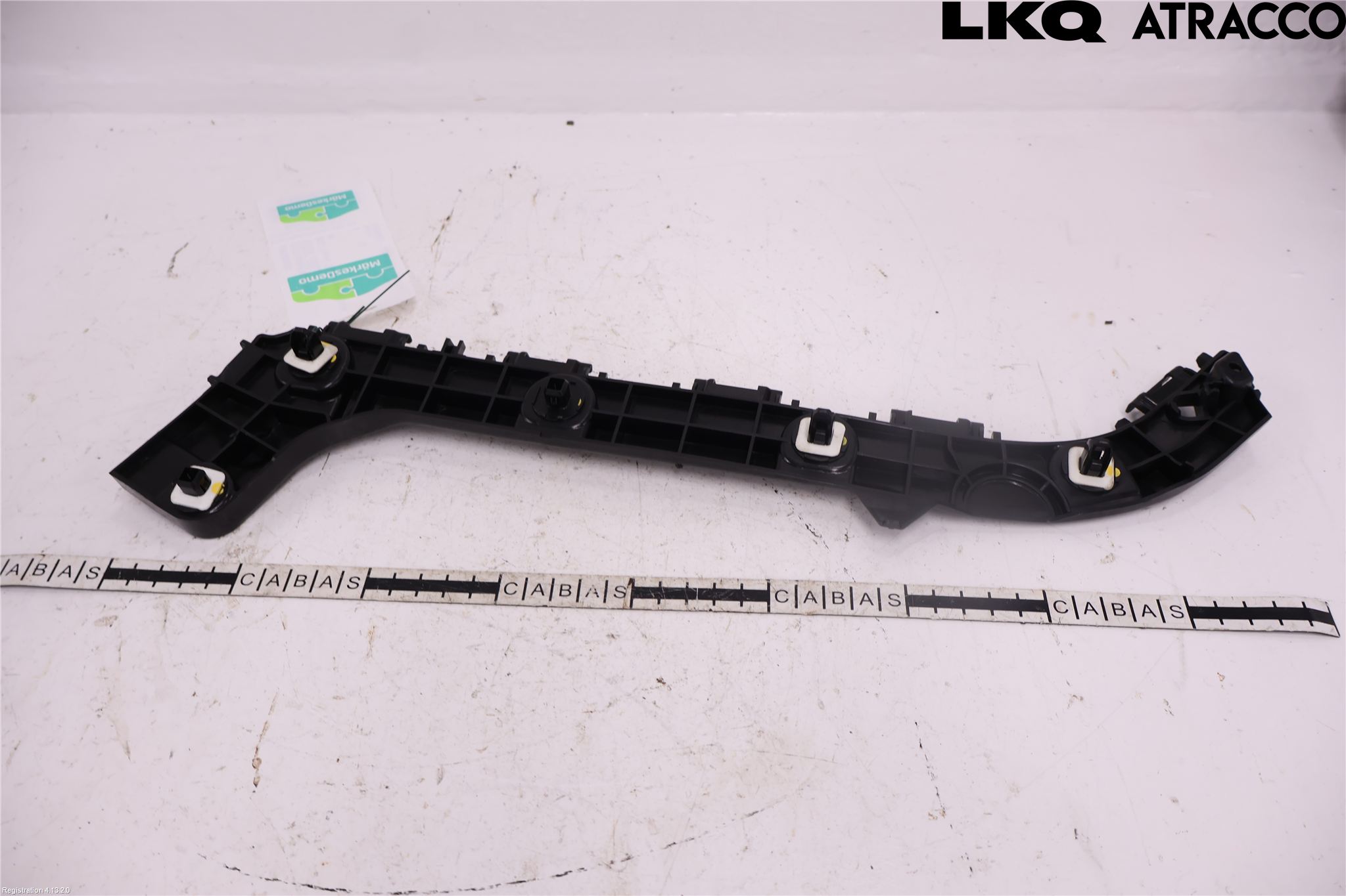 Toyota COROLLA 19- Stötfångarfäste Bak Vä