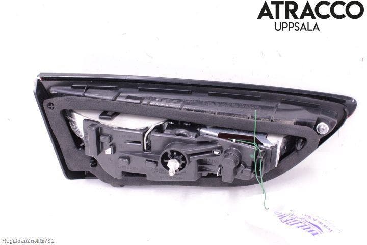 Opel ASTRA K 16-22 Bakljus Lucka Hö