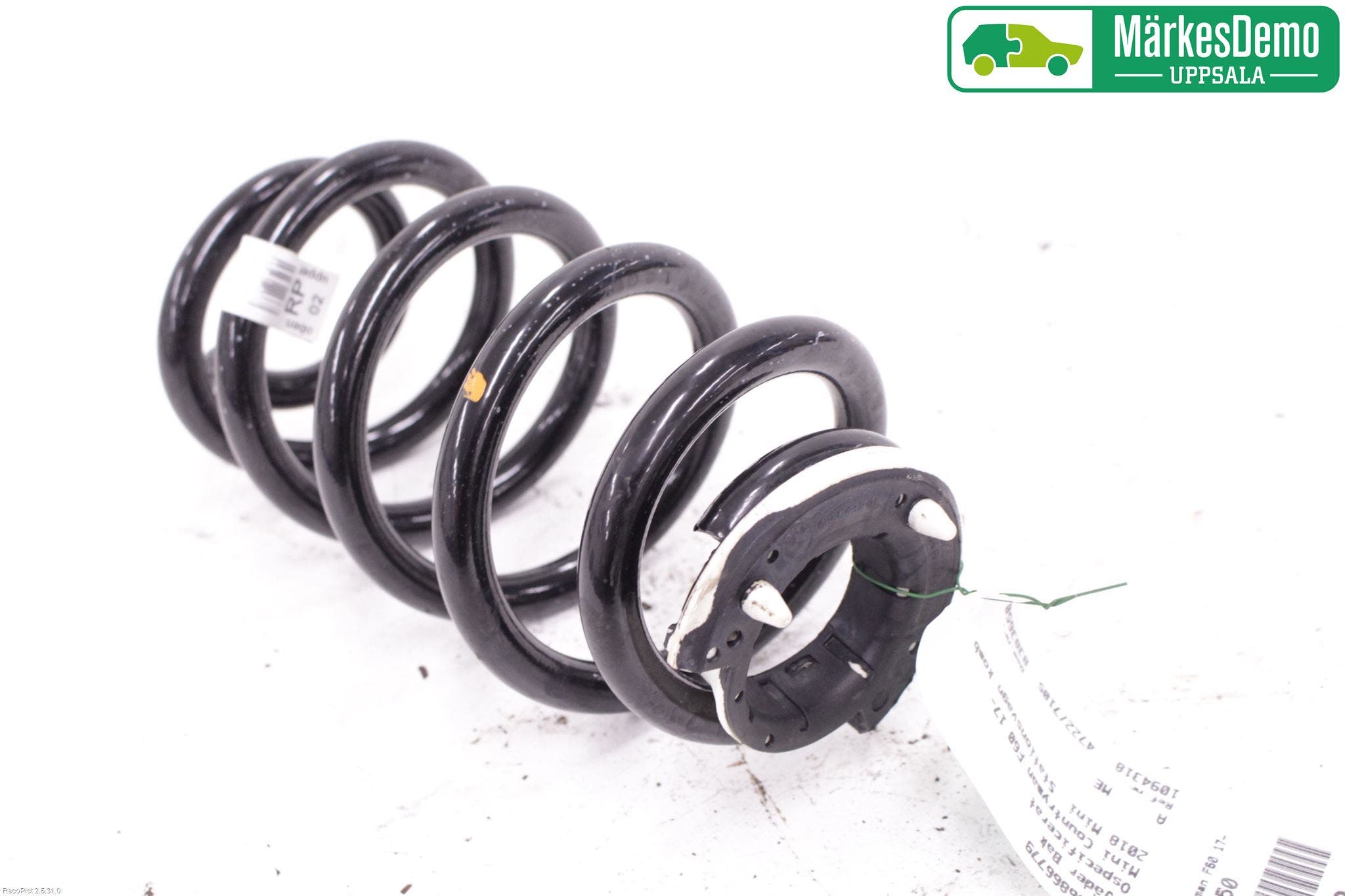 Mini COUNTRYMAN F60 17-23 Fjäder Bak