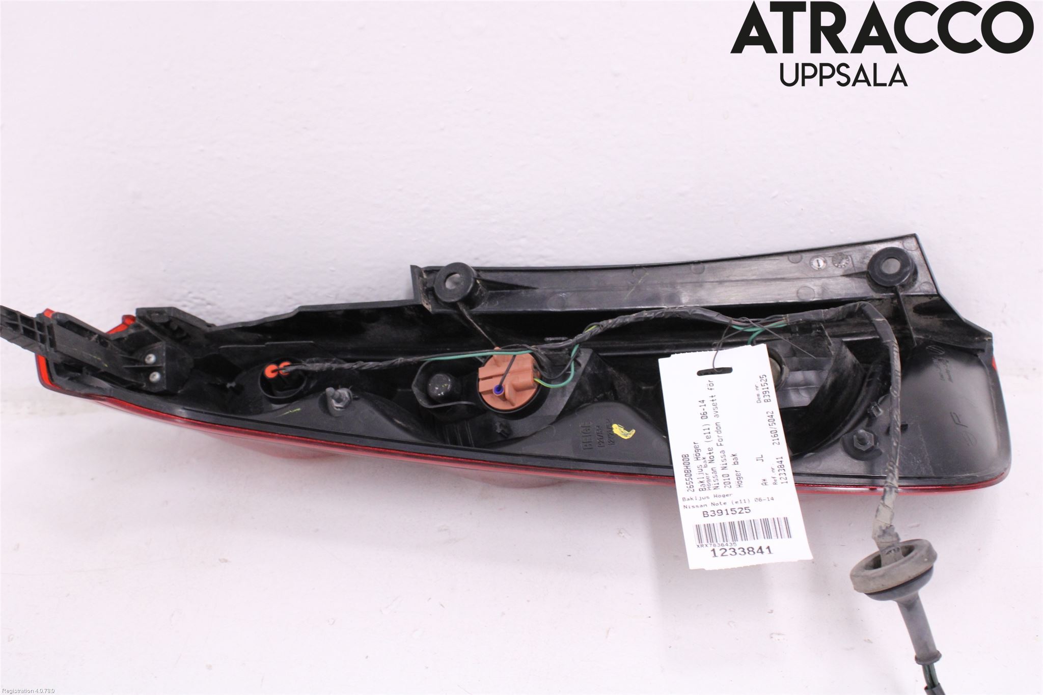 Nissan NOTE E11 06-14 Bakljus Höger