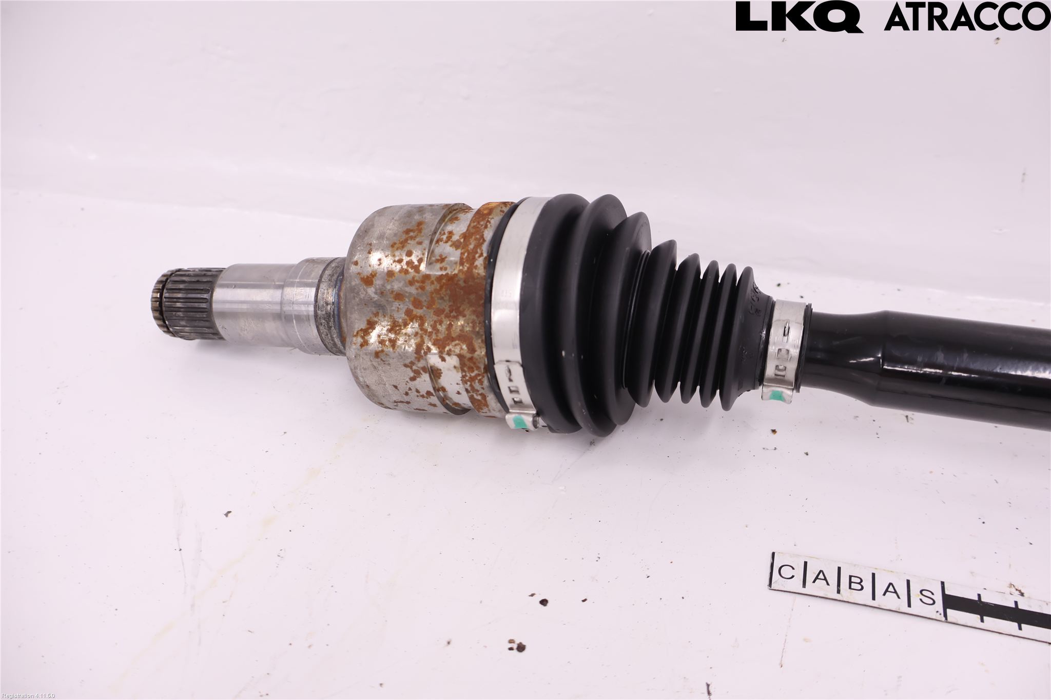 Toyota YARIS CROSS XP21 21- Drivaxel Fram Höger