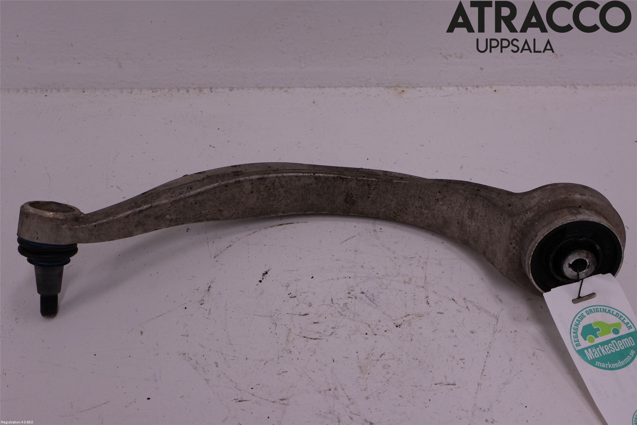 Audi A8/S8 4H 10-17 Bärarm Fram Undre Vä