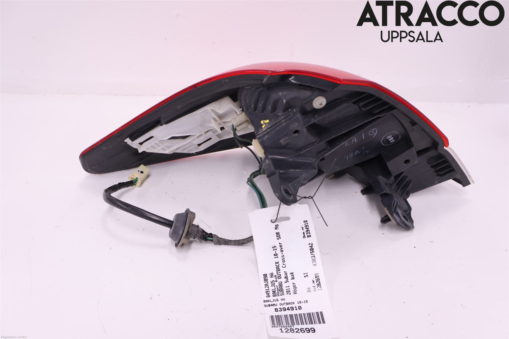 Subaru OUTBACK 10-15 Bakljus Höger