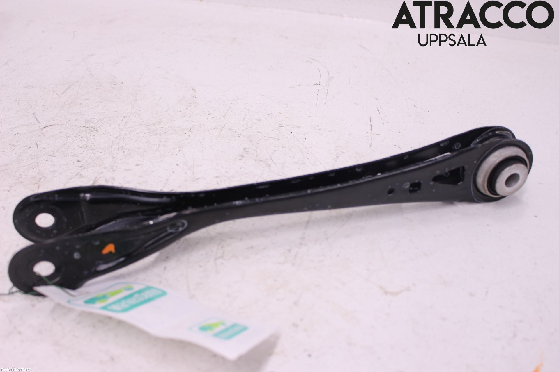 BMW 5 G30/G31/F90 17-23 Bärarm Bak Höger