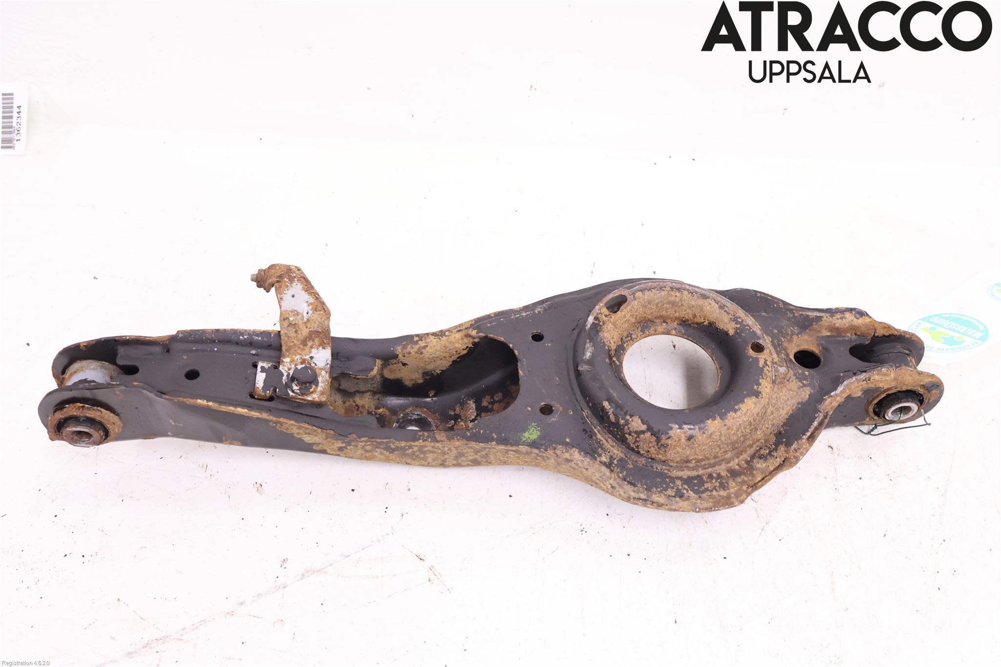 Volvo V40 12-19 Bärarm Bak Höger