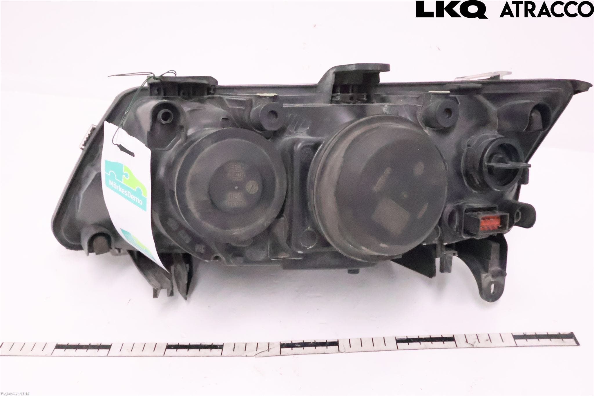 Saab 9-3 VER 2 Strålkastare Höger