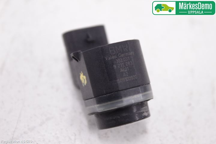 BMW 5 F10/F11/F18 09-17 Parkeringshjälp Frontsensor
