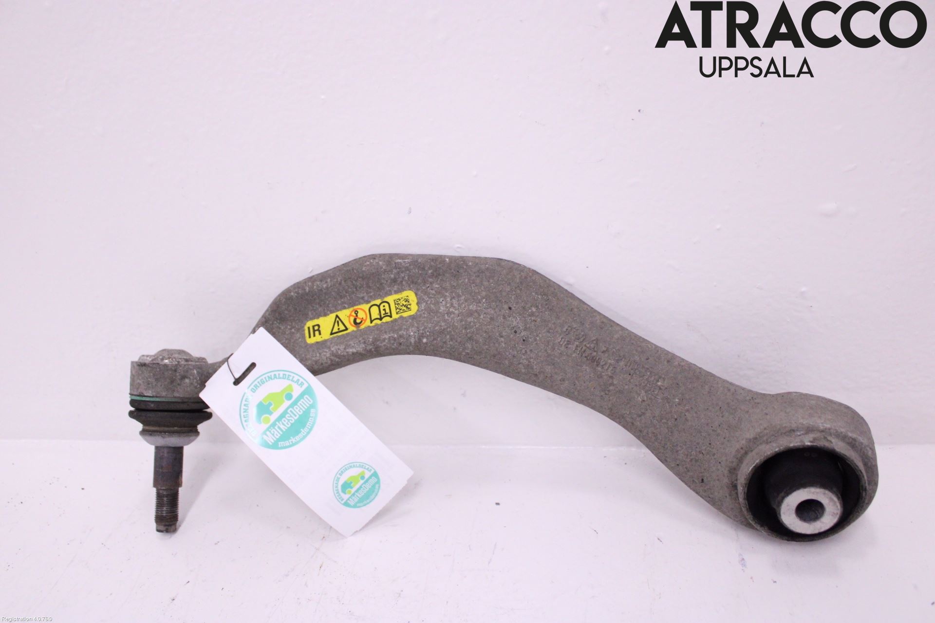 BMW 5 F10/F11/F18 09-17 Bärarm Fram Undre Hö