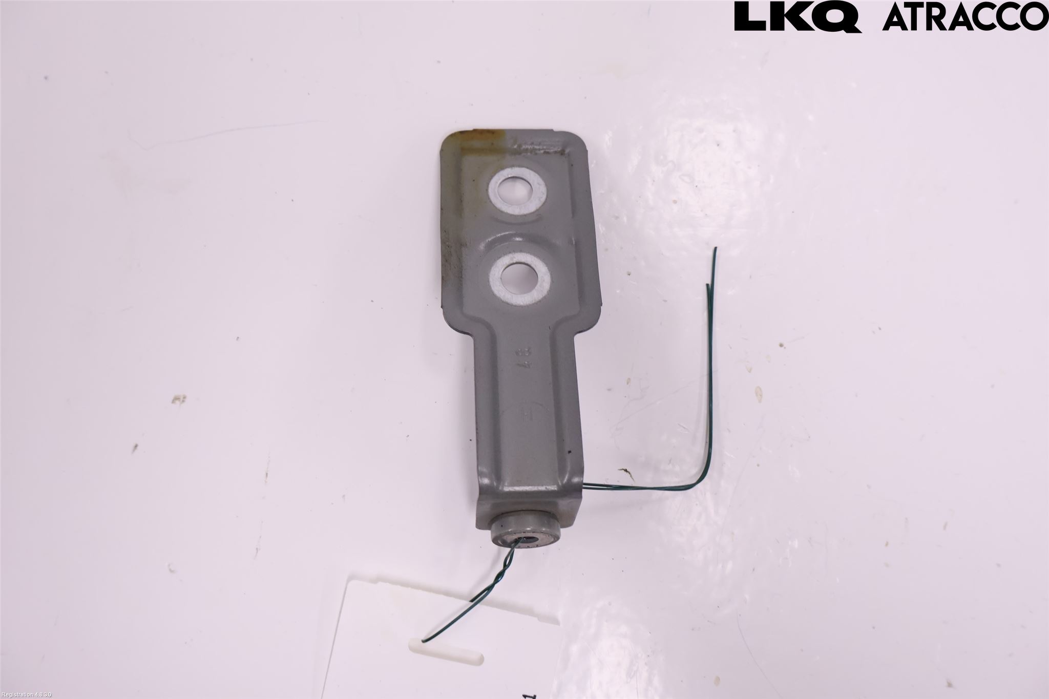 BMW 5 G30/G31/F90 17-23 Skärmfäste Fram Hö