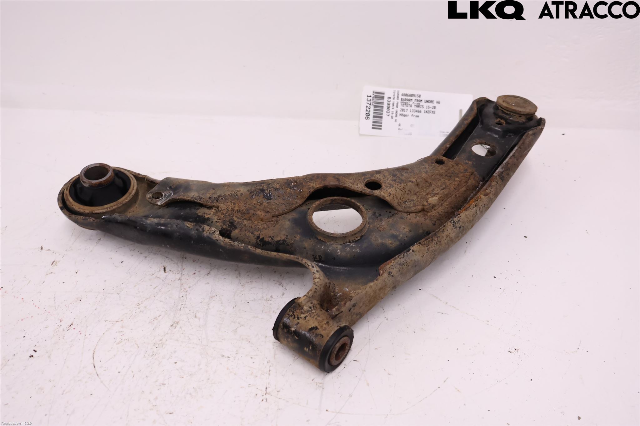 Toyota YARIS XP130 15-20 Bärarm Fram Undre Hö