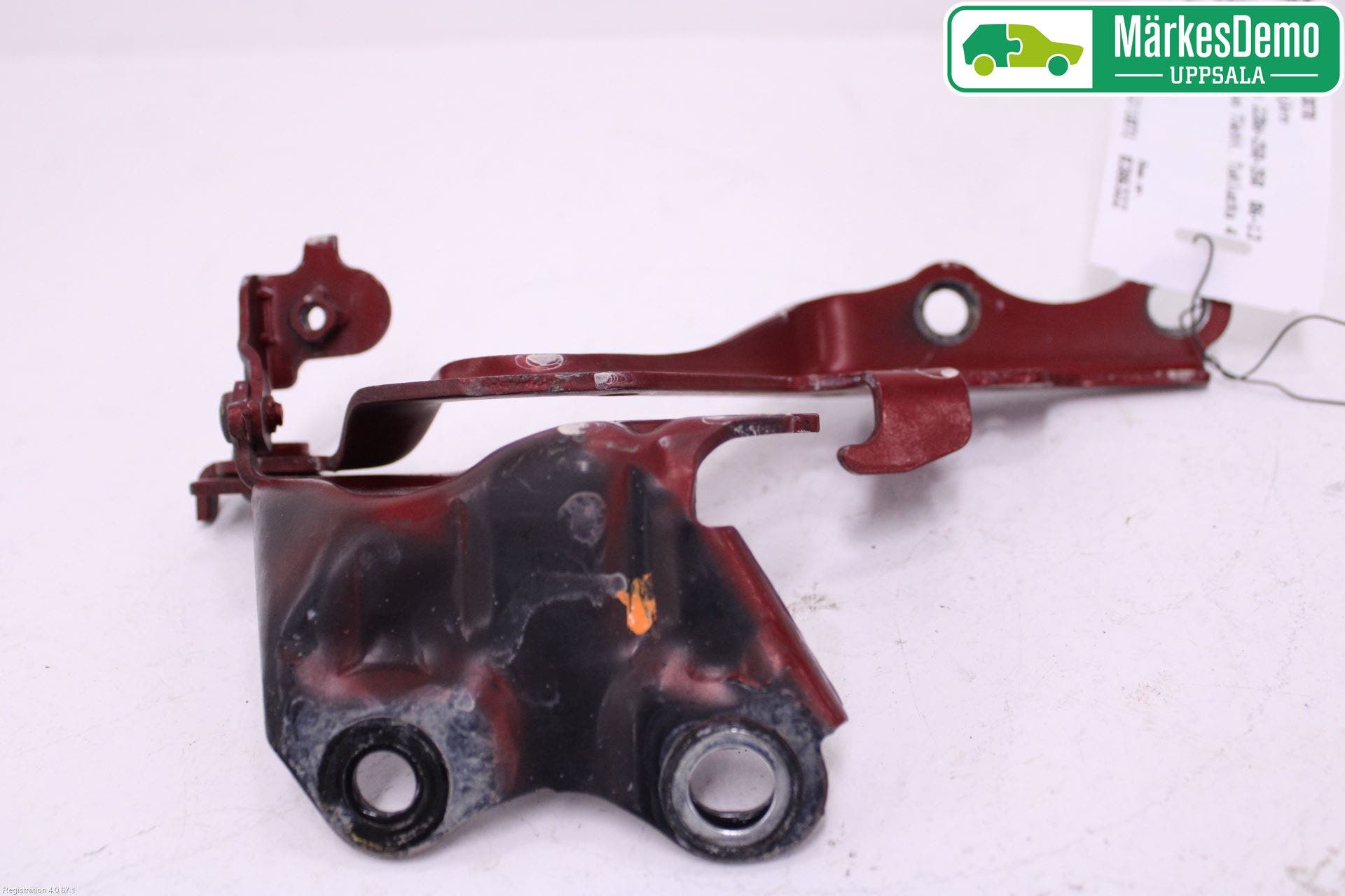 Lexus IS 220d/250/350 06-13 Huvgångjärn