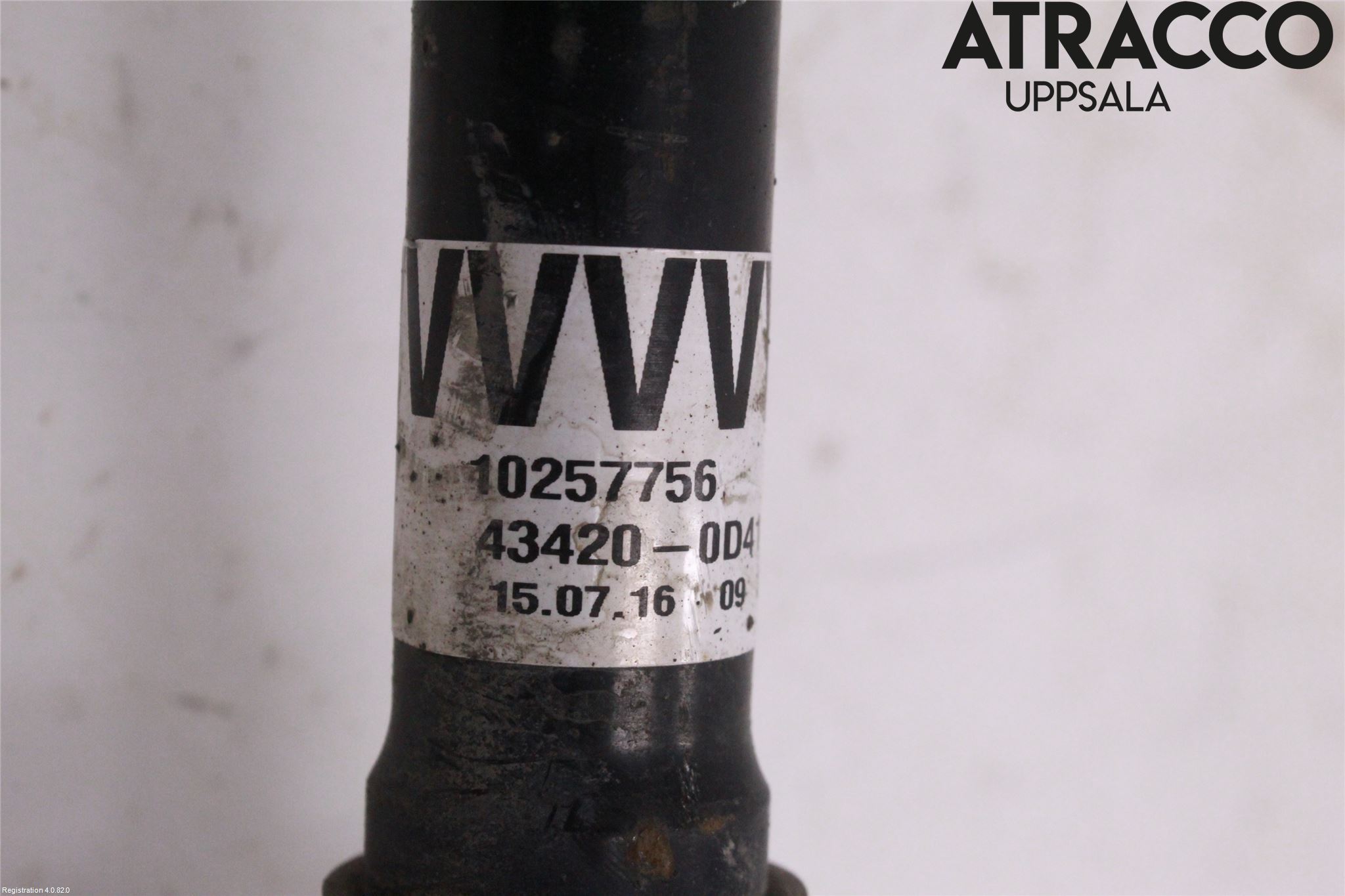 Toyota YARIS XP130 15-20 Drivaxel Fram Vänster