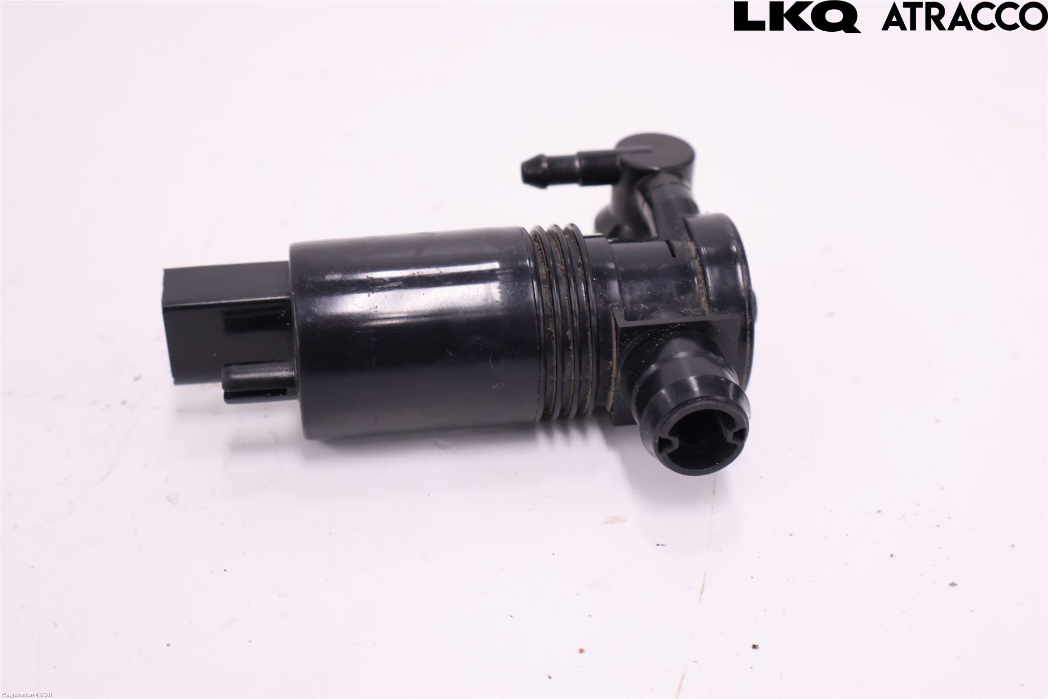 Volvo V90 17->> Spolarpump Vindruta